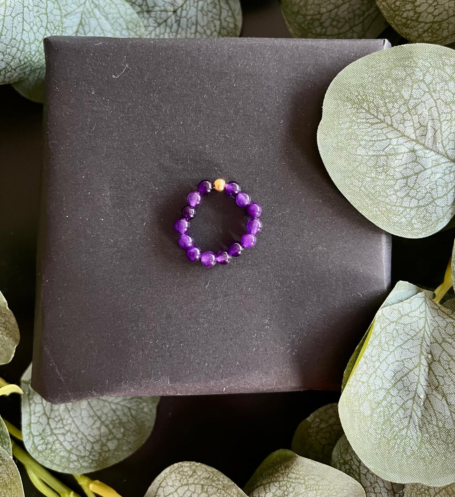 Elastischer Amethyst Ring